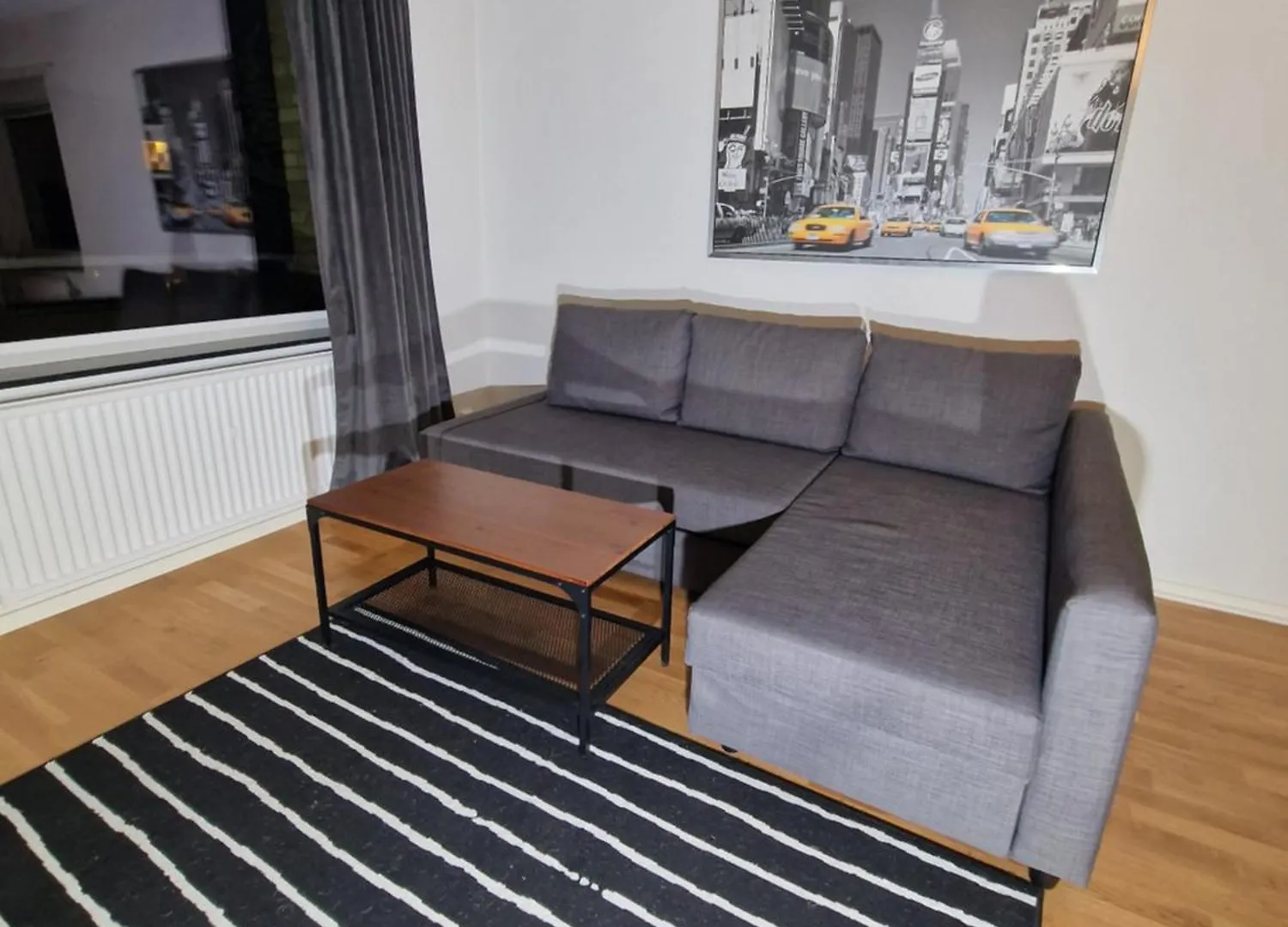 En Nyrenoverad Laegenhet Med 2 Sovrum Gothenburg Apartment